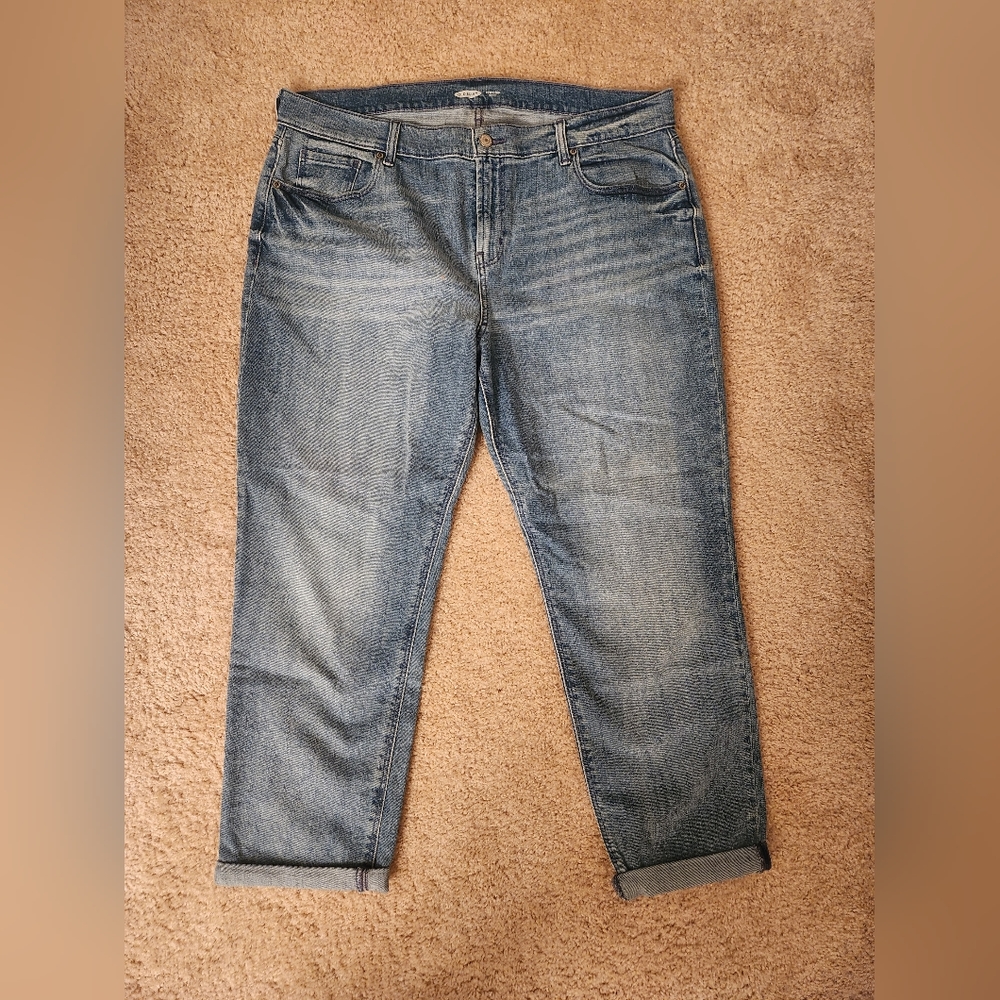 Old Navy Boyfriend Jeans- Size 16